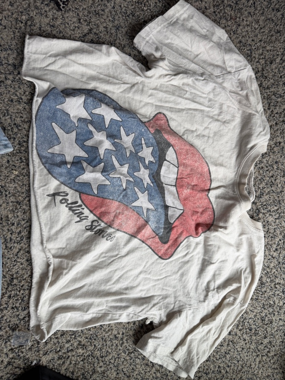 Oversized Rolling Stones White Short Sleeve Tee with Red & Blue Tongue Graphic